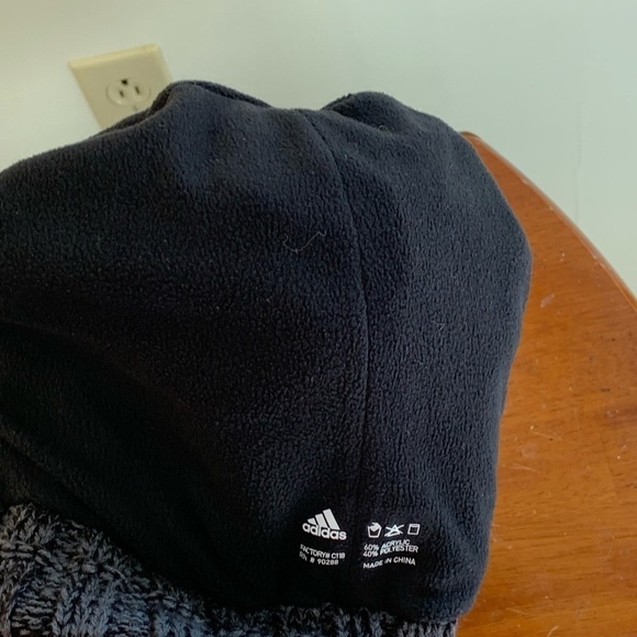 Adidas climawarm fleece lined pom pom hat ski snowboarding - Picture 6 of 7